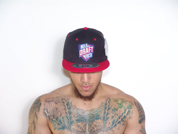 2TONE USA BLACK:RED CAPS